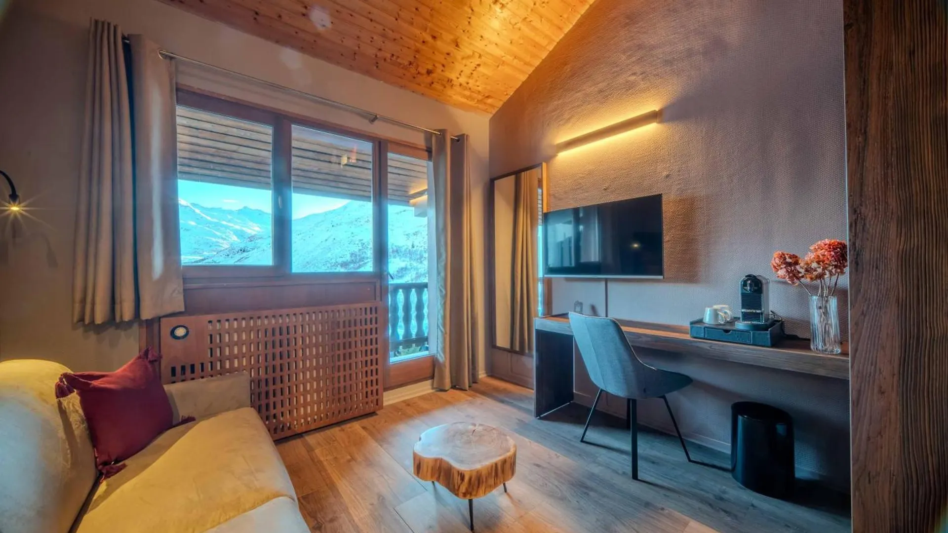 Alpeen Hotel Saint-Martin-de-Belleville 3*,  France